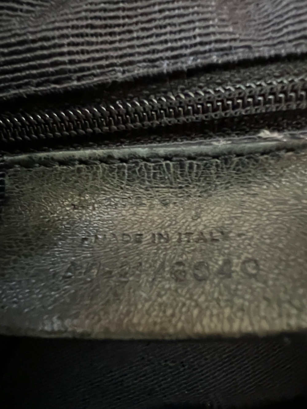 SALVATORE FERRAGAMO JEAN BAG - Picture 7 of 11